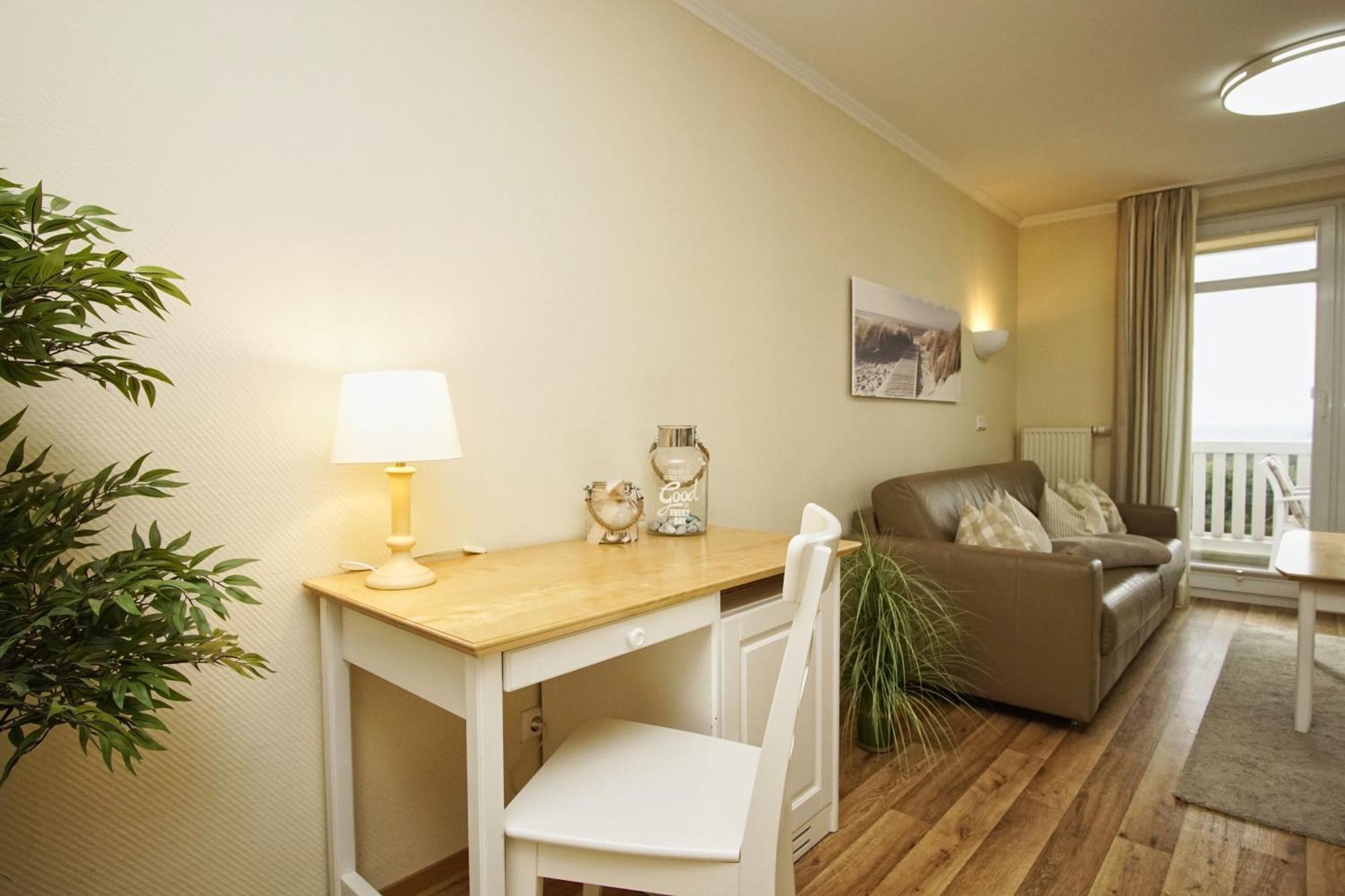 Mit Meerblick Und Balkon, Gratis Nutzung Vom Ahoi Erlebnisbad Und Sauna In Sellin - Meeresblick Fewo 38 Goehren  Dış mekan fotoğraf
