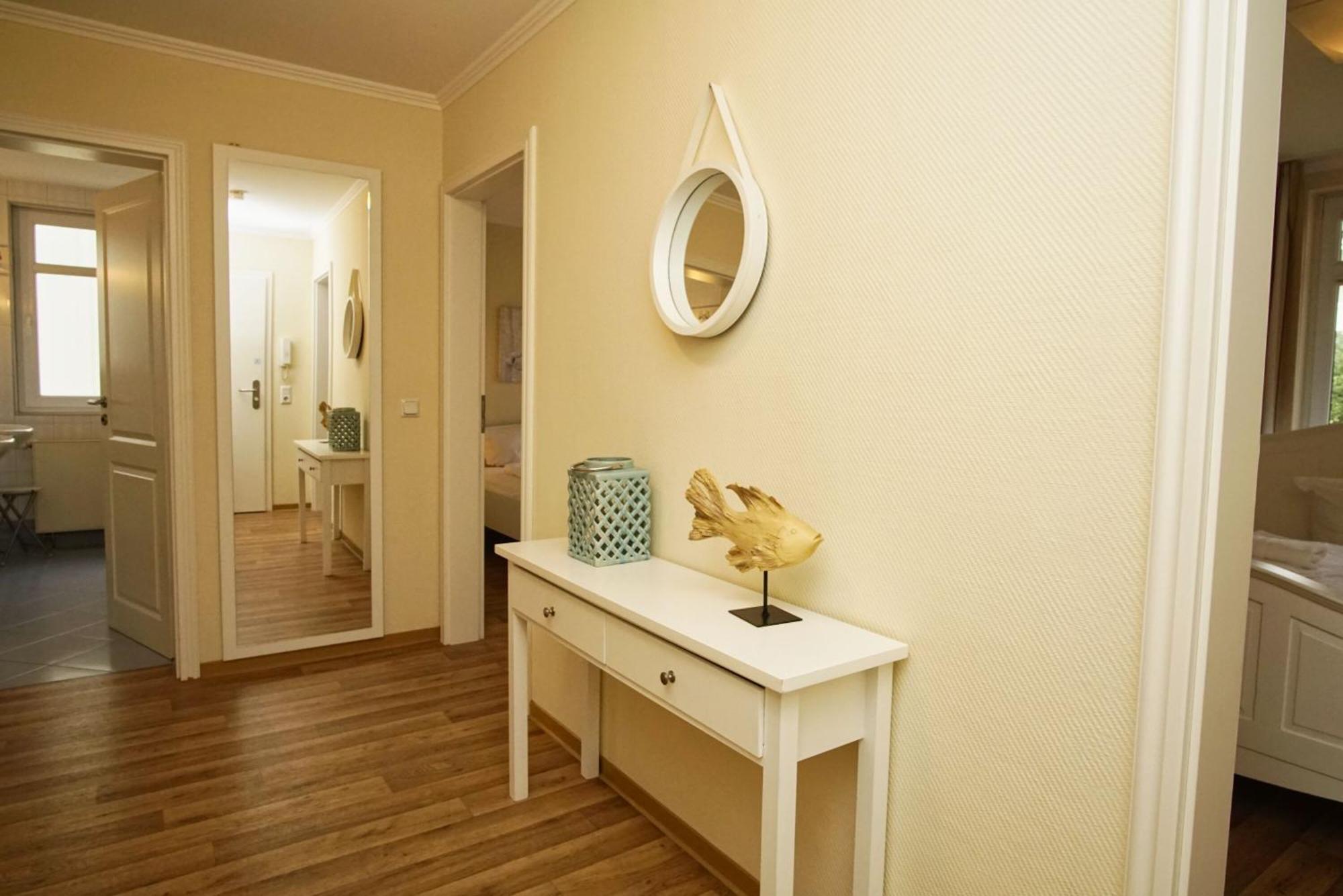 Mit Meerblick Und Balkon, Gratis Nutzung Vom Ahoi Erlebnisbad Und Sauna In Sellin - Meeresblick Fewo 38 Goehren  Dış mekan fotoğraf